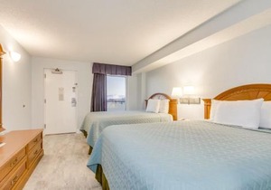 Hosteeva Oceanfront Boardwalk Beach Resort with Balcony