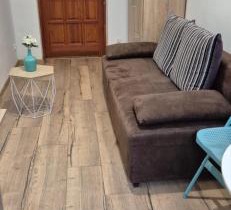 Hostel Tulip - Pokój jednoosobowy nr 2 ze wspólną łazienką i kuchnią