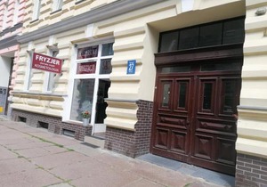 Hostel Tulip - Pokój jednoosobowy nr 2 ze wspólną łazienką i kuchnią