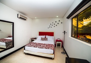 Hotel Merlott Lleras