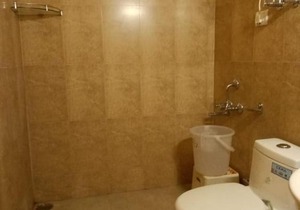 Hotel Monal Residency