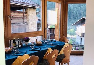 Hotel Mountain Resort Commezzadura