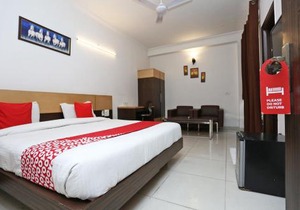 Hotel O Cyber Inn