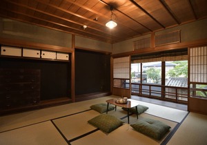 Hotel ∙ Sasayama Castle Town Guest House KOMEYA