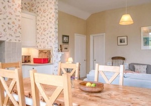 House ∙ 2 bedrooms ∙ 4 guests