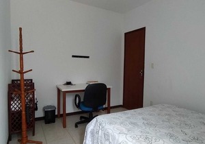 House of 250sqm, 300m from the beach, with pool and barbecue in Cond. Closed