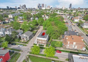 Housepitality - The Urban Roost 1 - Modern