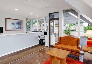 Howard Johnson by Wyndham Vero Beach / Downtown