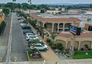 Howard Johnson by Wyndham Buena Park