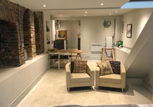 Hoxton Subterranean Appartment