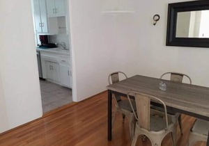 Huge 3/2.5 Apt Sleeps 12 | San Diego