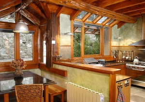 HV1 - Stunning Lake Front House in San Carlos de Bariloche