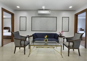 HYDEWEST Orchid King Gold Grand Studio Luxury Serviced Residences Apartment