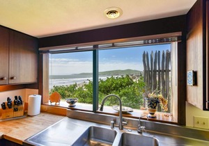 Iconic Oceanfront Cayucos Beach Home, Panoramic View Room, Direct Beach Access!