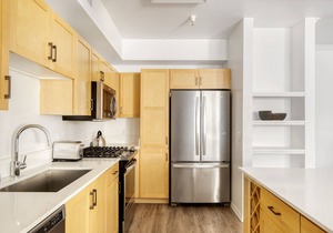 Ideal Hollywood 2BR w/Gym, Pool & Spa, nr. Sunset Blvd, by Blueground