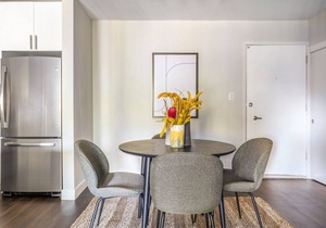 Ideal Sunnyvale 2BR w/Gym, Pool, Courts, near Tech HQs, by Blueground