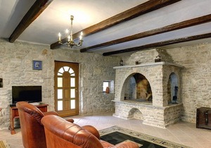 Ideal villa for family holidays in a beautiful and peaceful location for 16