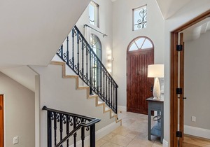 Immaculate 3,000 Sq Ft Home A Block To The Beach