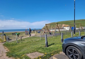 Impeccable Beachfront 2-Bed Cottage in St Bees