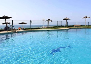 In a front line beach, totally refurbished