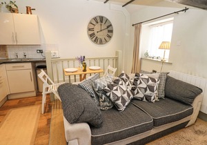 IN & OUT COTTAGE, luxury holiday cottage in Middleham