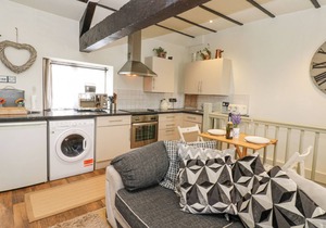 IN & OUT COTTAGE, luxury holiday cottage in Middleham