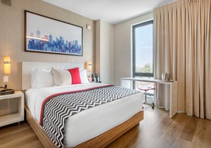 Insignia Hotel, Ascend Hotel Collection
