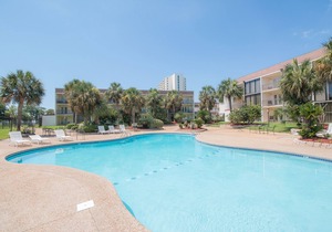 INTRODUCTORY PRICED! The Beach is Calling You to 324!