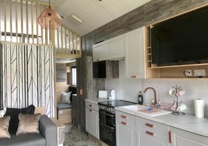 Inverness Lodge-Sleeps 4-Parking-15 min to centre