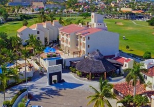 Inviting Studio Ideal for Couples in Park Royal Los Cabos
