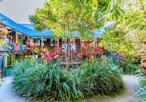 Jackaroo Treehouse Mission Beach