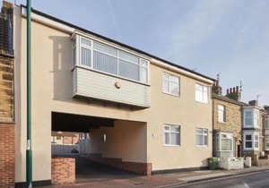 Jackson Court Apartment 3