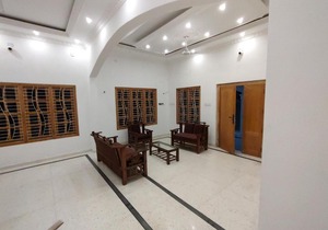 Jaffnatravel & Guest Inn - 2 Bed 1st floor