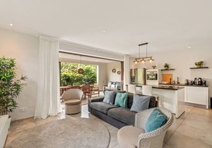 Jan Sofat LUX 16, Luxury apartment, shared pool, ground floor