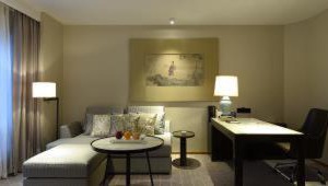 Jinling Hotel