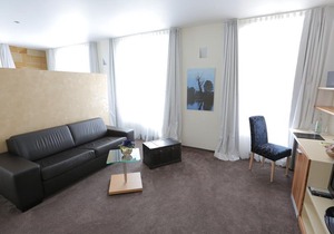 Junior Suite, shower and bath, WC, double room - Schlosshotel Bergzaberner Hof