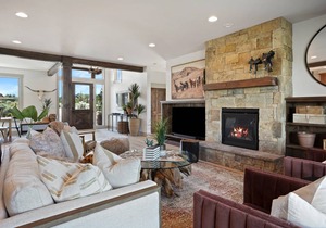 Juniper Mesa at Brasada - Brand new, Gorgeous Decor, Resort Pool and Private Hot Tub
