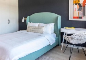 Just a brief walk to Kaiser Permanente Oakland Medical Center!