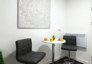 K Suites - Lovely 1 -Bedroom Central Property