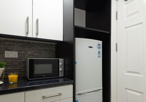 K Suites - Modern Central 2 bed Flat w/Free WIFI
