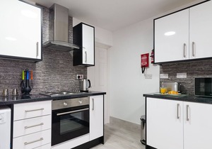 K Suites - Modern Central 2 bed Flat w/Free WIFI