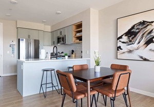 Kasa | Steps to Local Dining | Santa Clara