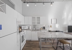 Kasa | Studio, Marina in SouthSide | Pittsburgh