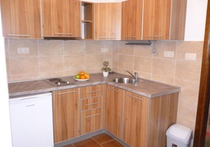 Kotor TIMI 2 - Apartment 40 meters from the beach with garden grill