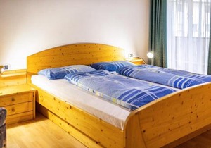 Kuenz Dolomites App Drau