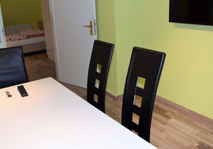 L07 cozy 3 room apartment with TV and W-LAN in Leverkusen Schlebusch