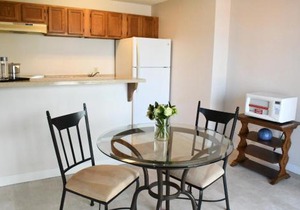 La Jolla Cove Suites