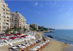 La Mer Luxury Apartments