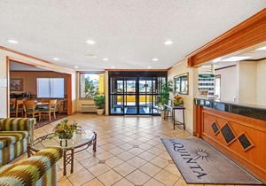 La Quinta Inn & Suites Albuquerque Journal Ctr NW