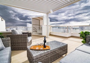 LAB-Modern Penthouse San Pedro Center